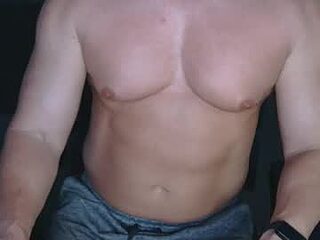steelphysique live webcam thumbnail