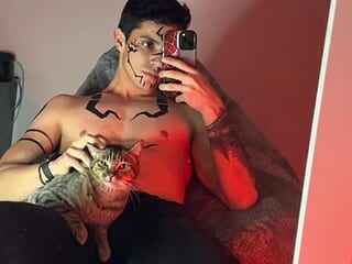 stefan_salvatore__ live webcam thumbnail