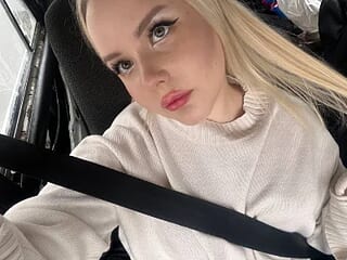 stellawatts live webcam thumbnail