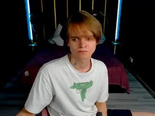 stephen_holt live webcam thumbnail