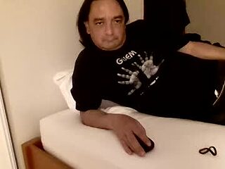 stevefromfrance live webcam thumbnail