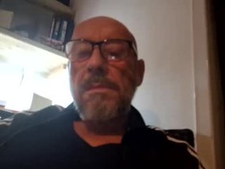 stirlinghealthandfitness live webcam thumbnail