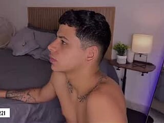 strangerstwo live webcam thumbnail