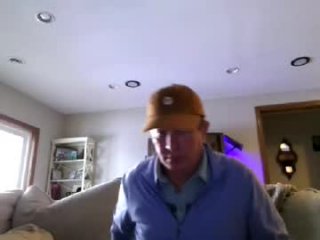 strippokerplayer live webcam thumbnail