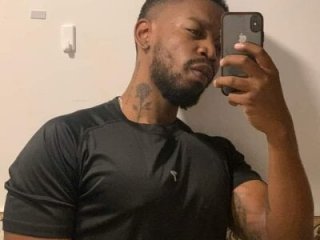strong__anthony live webcam thumbnail