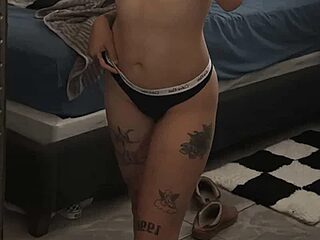strwberry_doll live webcam thumbnail
