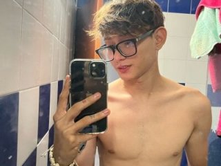 stuart_fetish live webcam thumbnail