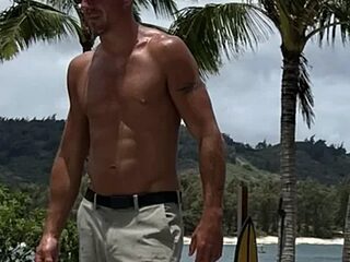 studlyhardwoodd live webcam thumbnail