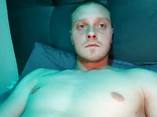 stylozsel91 live webcam thumbnail