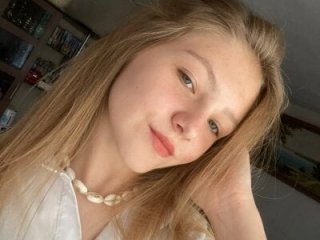 Sue_Sanders live webcam thumbnail