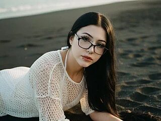 SugarBunny18 live webcam thumbnail