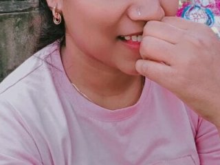 Suhani_raat1 live webcam thumbnail