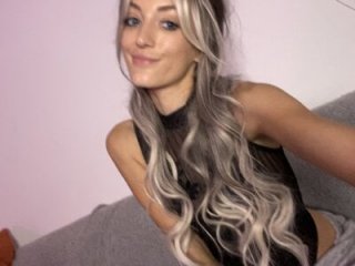 SummerWilde live webcam thumbnail