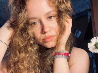 SusannaScholler live webcam thumbnail