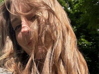 SuzyOlmos live webcam thumbnail