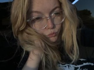 sugar_starr live webcam thumbnail