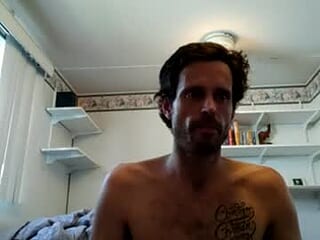 sundryparrot123 live webcam thumbnail
