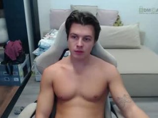 sunny1girl live webcam thumbnail