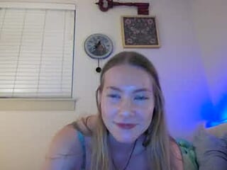 sunnygirl887703 live webcam thumbnail