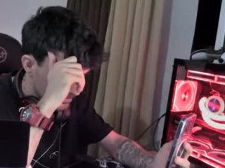 surfista22cm live webcam thumbnail