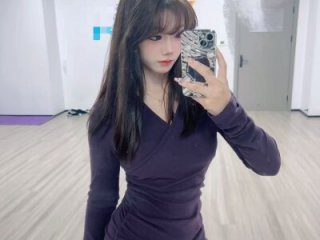 susuya_x live webcam thumbnail
