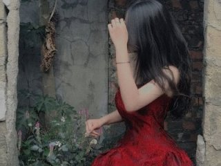 Sweet-Berryy live webcam thumbnail