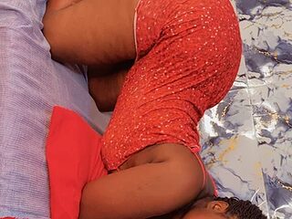 SweetJoy696 live webcam thumbnail