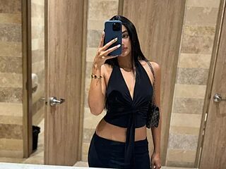 Sweet_celene live webcam thumbnail
