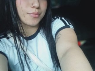 Sweet_queen_m live webcam thumbnail