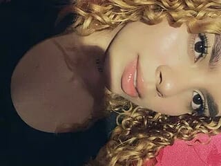 Sweetpearl23 live webcam thumbnail
