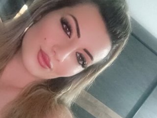 Sweetredvelvet live webcam thumbnail