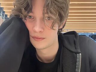 swaggenjoyer live webcam thumbnail