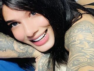 sweatyloverhotsx live webcam thumbnail