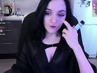 sweeeetpoison live webcam thumbnail