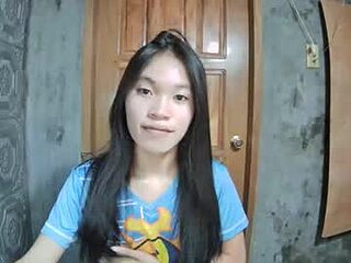 sweet_reyan2003 live webcam thumbnail