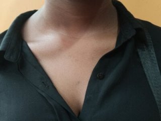 sweet_zara01 live webcam thumbnail