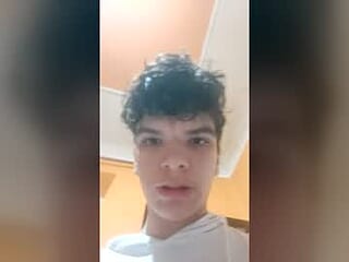 sweetboy673508 live webcam thumbnail