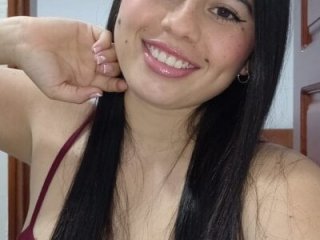 sweetfantacies18 live webcam thumbnail