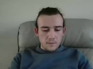 sweetguyss12 live webcam thumbnail