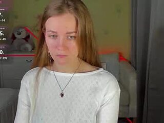 sweetmilkis live webcam thumbnail