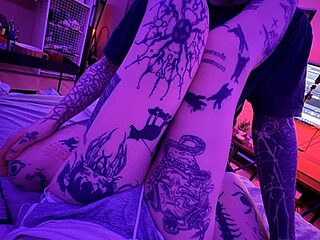 sweettats live webcam thumbnail