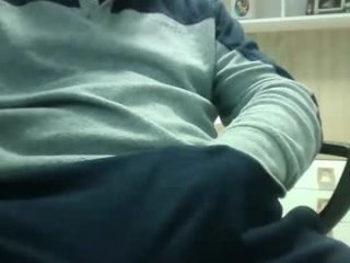 sweetwarrior32 live webcam thumbnail