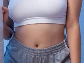 sweetylove01 live webcam thumbnail