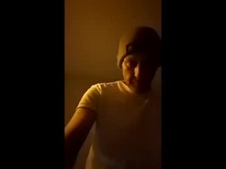 swollenmembers25 live webcam thumbnail
