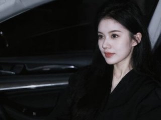 Sylvia520 live webcam thumbnail