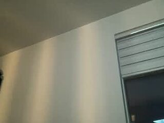 sykurstrakur live webcam thumbnail