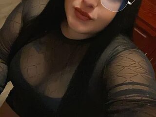 Szandra26 live webcam thumbnail