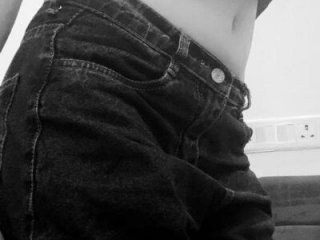 TANISHA04 live webcam thumbnail