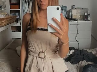 TaliaWhiteX live webcam thumbnail