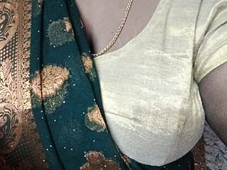 Tamil-lakhmi live webcam thumbnail
